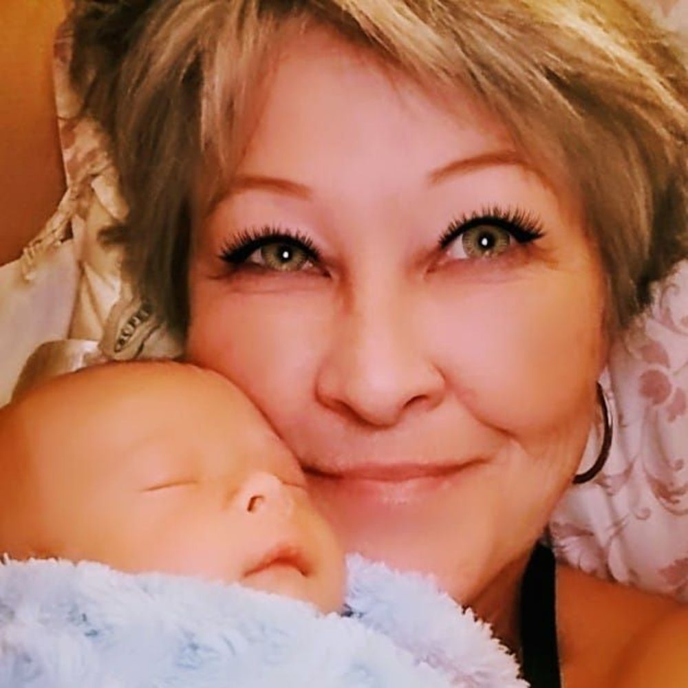 Meet your Posher, Georgia